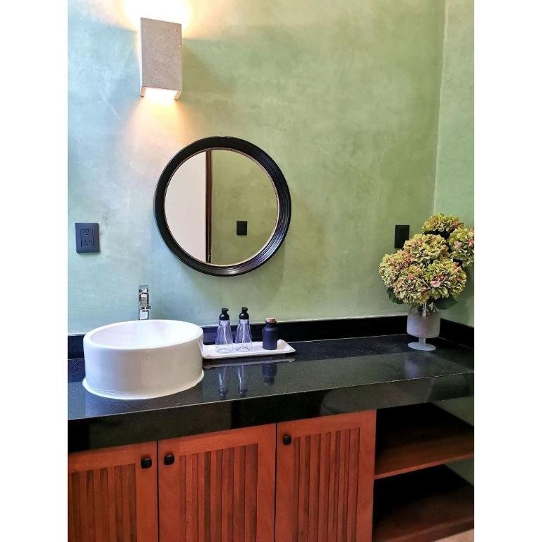 CASA MARA 41 Pool with hot tub - One-Bedroom House - 24