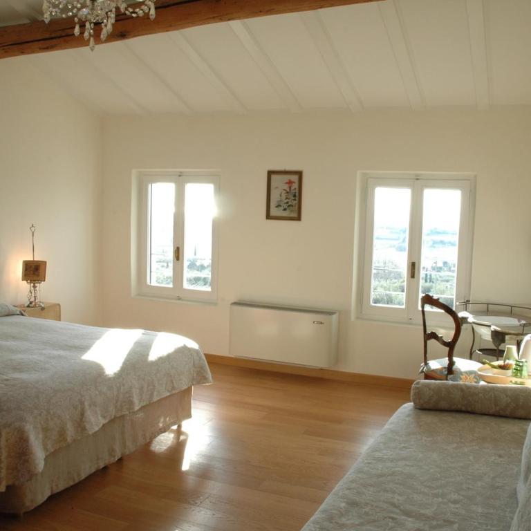 Agriturismo Tenuta la Pergola - Camera Matrimoniale Deluxe con Vasca - 10