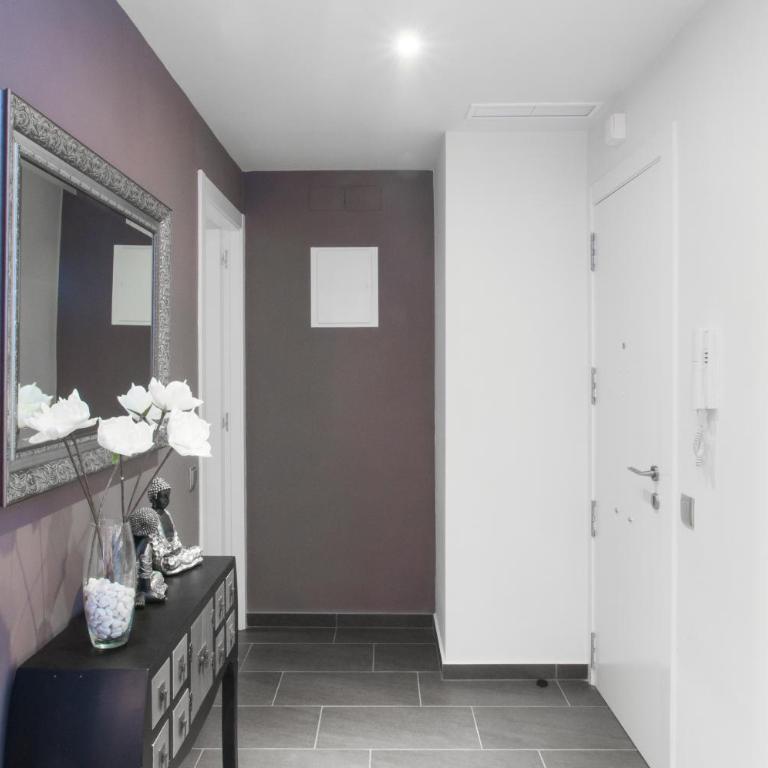 Autèntic Eixample Barcelona - Luxury Three-Bedroom Apartment - Aribau 66 - 21