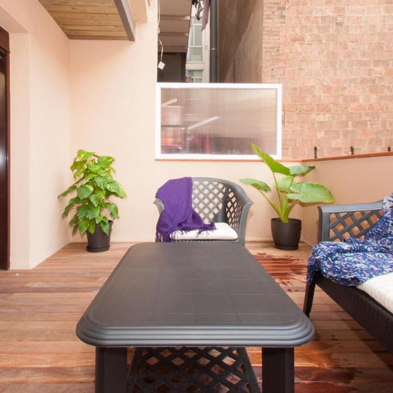 Autèntic Eixample Barcelona - Luxury Three-Bedroom Apartment - Aribau 66 - 3
