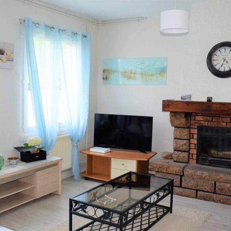 Maison à Perros-Guirec avec jardin, cour, cheminée, WIFI et proche du port de Ploumanac'h - FR-1-368-62 - Ferienhaus (6 Erwachsene) - 16