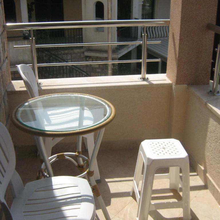 Apartments Srzentic - Studio with Balcony (2 Adults) - 1