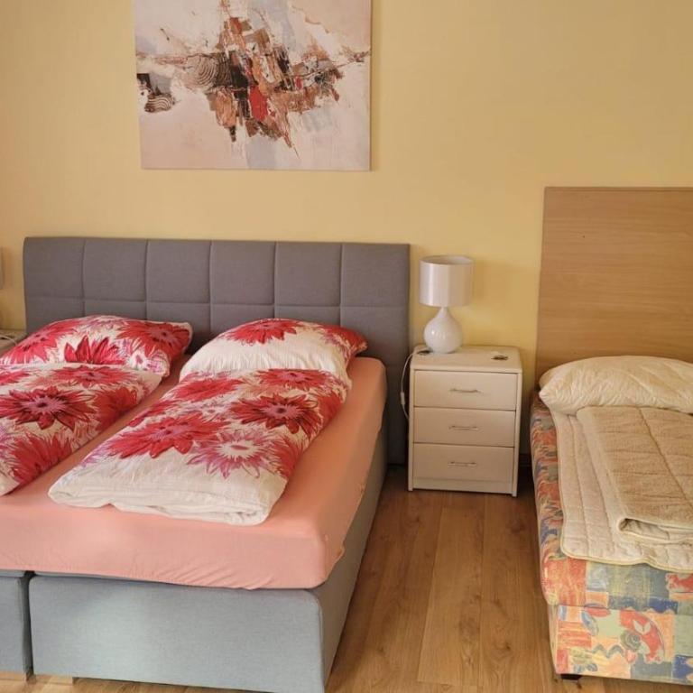 Gästehaus Raab - Apartment - 10
