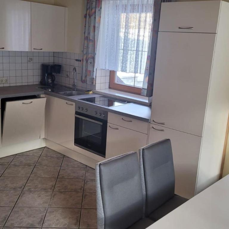 Gästehaus Raab - Apartment - 8