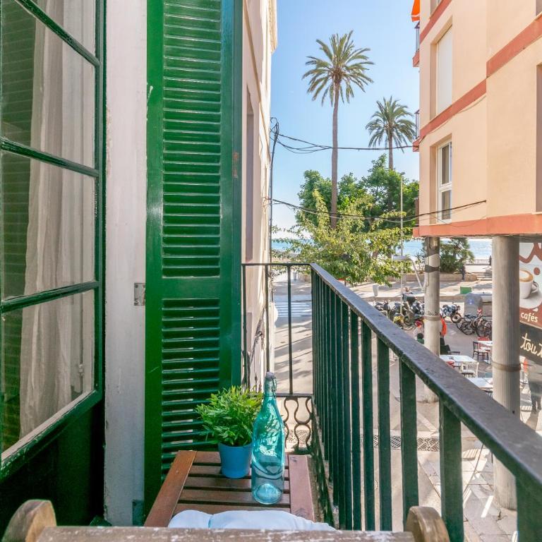 Vistamar 2: Primera línea de mar con gran terraza - Apartamento de 2 dormitorios - 11