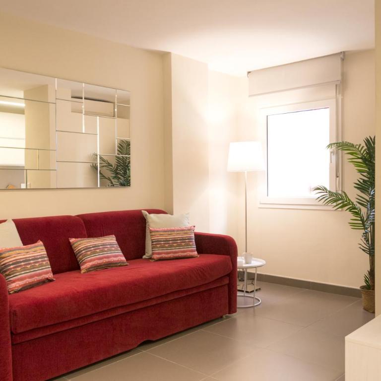 Living4Malaga Centro Histórico y Playa - Muelle Uno One- Bedroom Apartment Red - 6