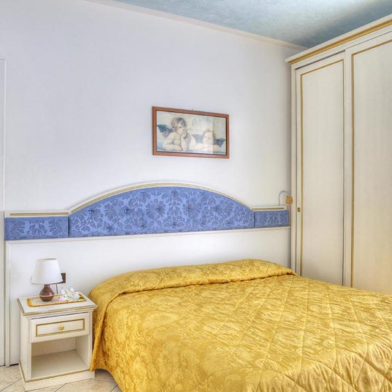 Hotel Elpiro - Camera Familiare con Balcone - 3