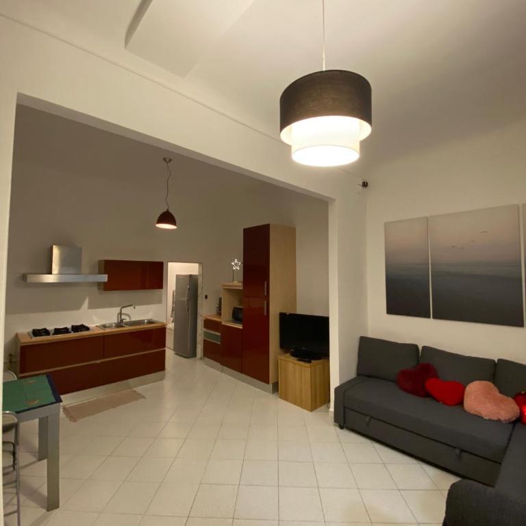 QUARTO PIANO HOME - Appartamento con 1 Camera da Letto - 3