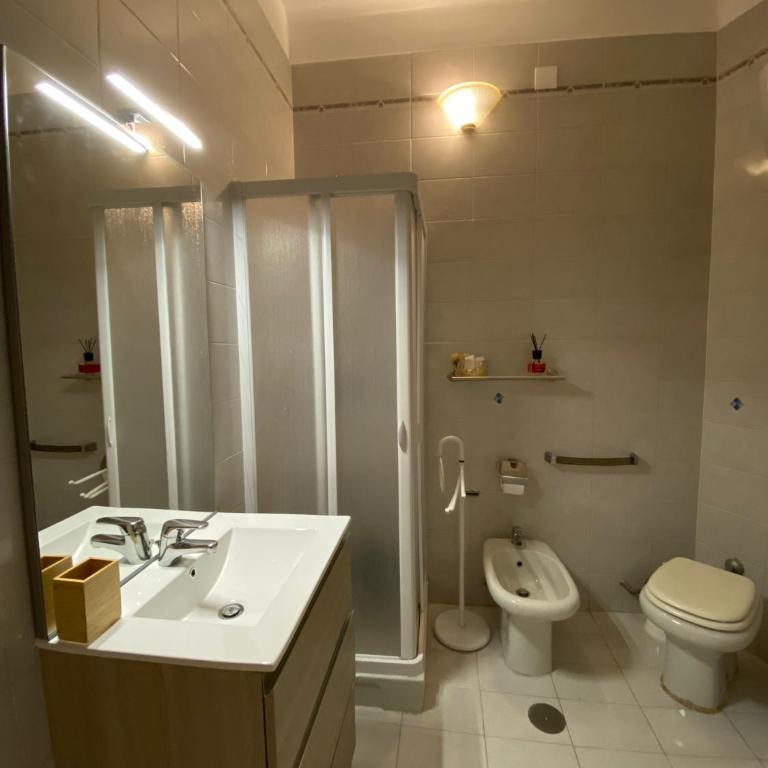 QUARTO PIANO HOME - Appartamento con 1 Camera da Letto - 9