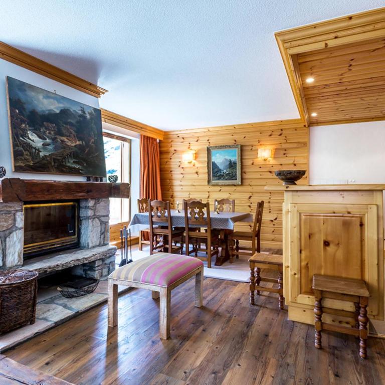 Appartement élégant aux pieds des pistes avec cheminée et WiFi - FR-1-694-213 - Appartement - 7