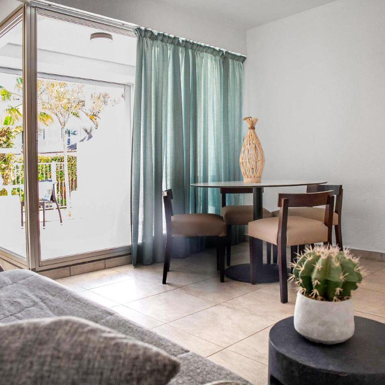 Résidence Pierre & Vacances Les Bulles de Mer - Appartement 1 Chambre avec Terrasse (4 Personnes) - Vue sur Lagon - 5