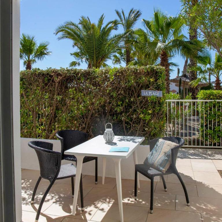Résidence Pierre & Vacances Les Bulles de Mer - Appartement 1 Chambre avec Terrasse (4 Personnes) - Vue sur Lagon - 4