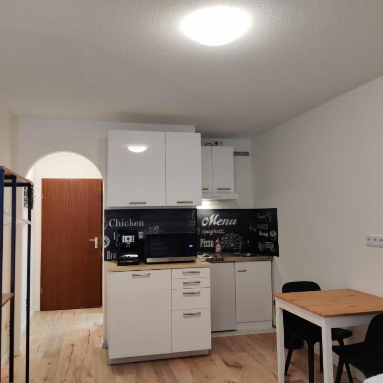 Schicke Wohnungen in Stadtnähe - Studio 44 with double bed - 5