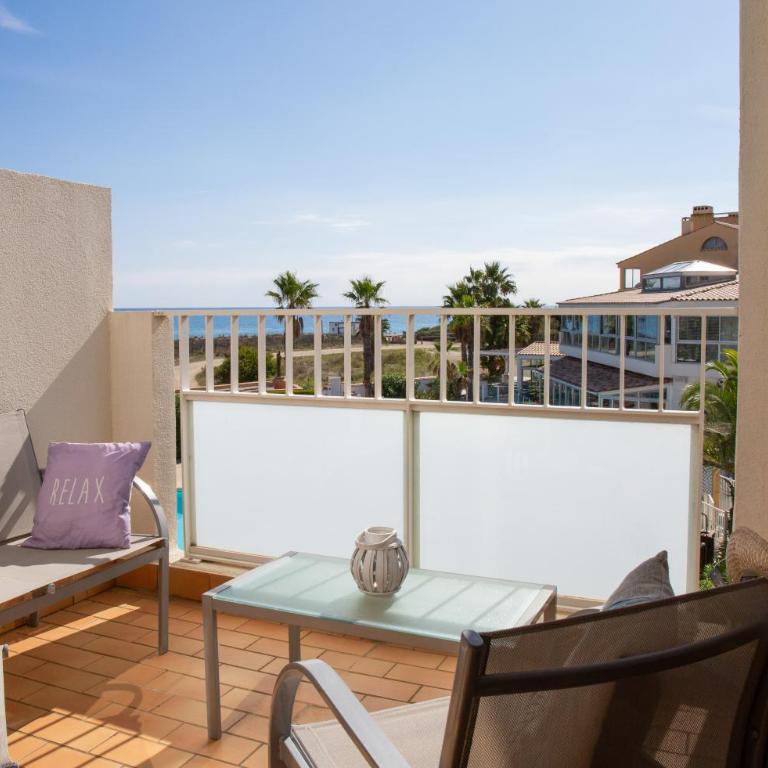 Résidence Pierre & Vacances Les Bulles de Mer - Appartement 3 Chambres avec Terrasse (6 Personnes) - Vue sur Mer - 4