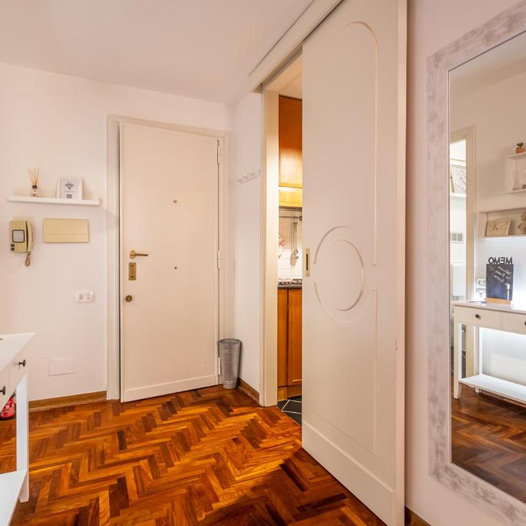 Rome Bloom - Colosseo - Appartamento con 1 Camera da Letto - 13