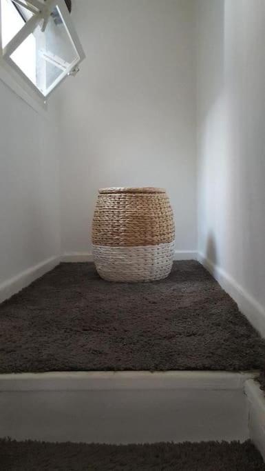 Plein coeur du Panier avec terrasse 2 à 4 personnes arrivée avant 19h - Appartement 1 Chambre - 23