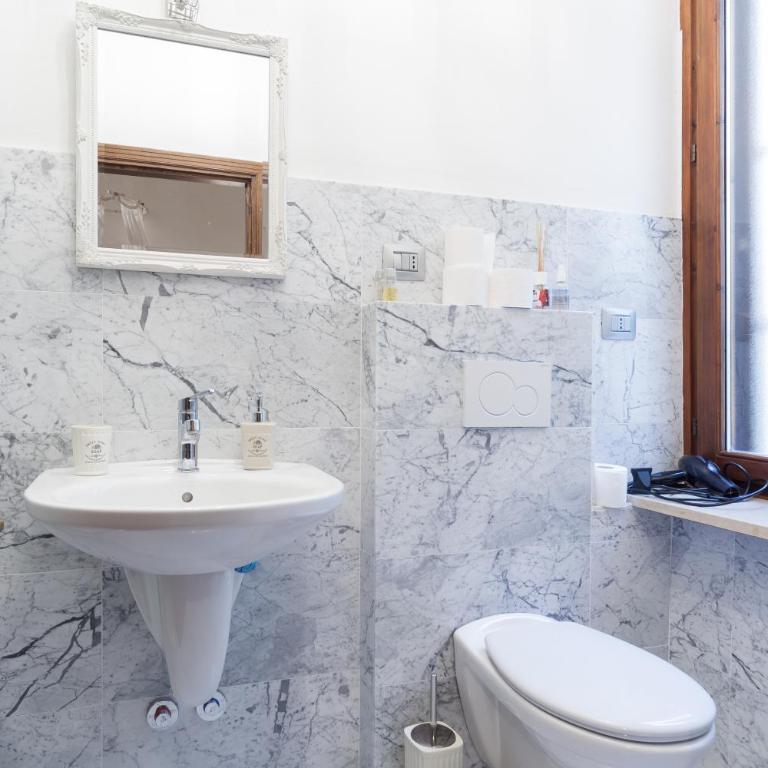 Residenza Principe Amedeo 2 Bedrooms 2 Bathrooms free parking - Appartamento con 2 Camere da Letto - 19