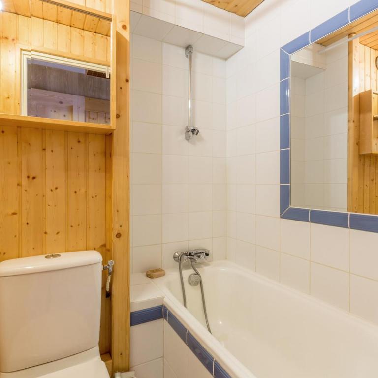 Charmant appartement rénové avec balcon sud, proche des pistes et commodités à Val-d'Isère - FR-1-694-105 - Apartment - 10