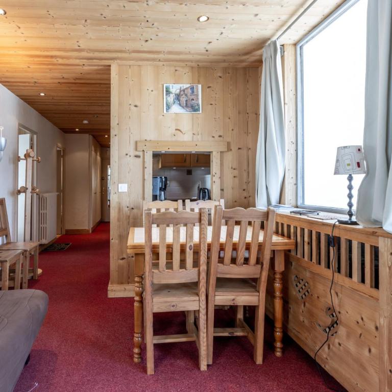 Val-d'Isère: Appartement 2 Chambres, 4 Pers., Wifi et Animaux Bienvenus - FR-1-694-147 - Appartement - 1