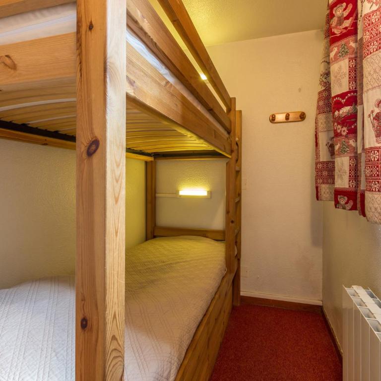 Charmant Duplex à Val-d'Isère avec Wifi, Parking et Balcon Exposé Sud - Appartement 2 Chambres - 13