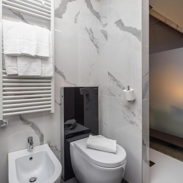 Hotel Piandineve - Camera Familiare (2 Adulti + 1 Bambino) - 3