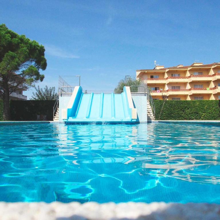 Blaupark II 321 - Apartment with Pool View - 1
