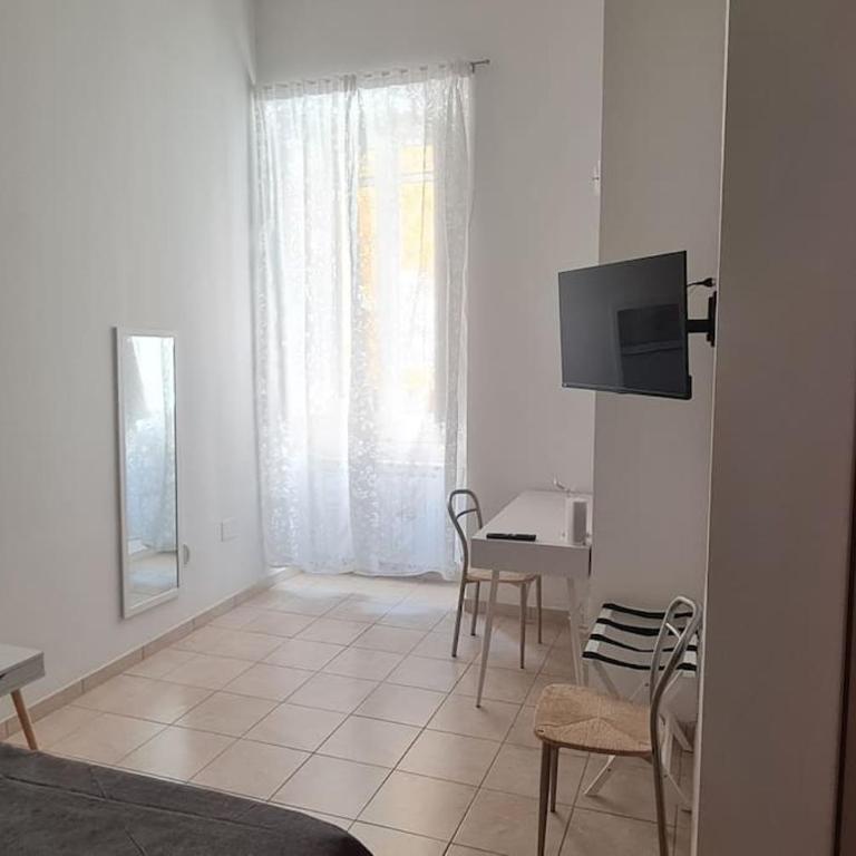 ALBIZZIHOME - Appartamento con 1 Camera da Letto - 5