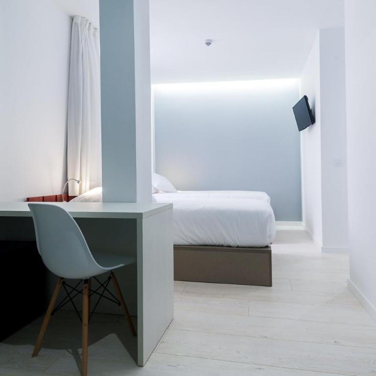B&B HOTEL Madrid Centro Fuencarral 52 - Habitación Doble - 2 camas - 4
