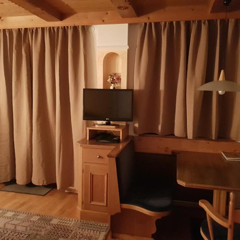Appartement Weigl - Two-Bedroom Apartment - 22