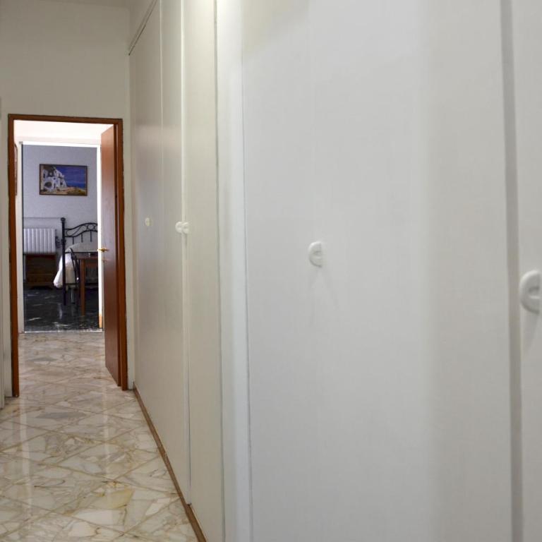 Artemide - Two-Bedroom Apartment - 23
