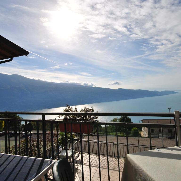 Hotel Gallo - Camera Superior Matrimoniale/Doppia con Letti Singoli con Vista Lago - 6