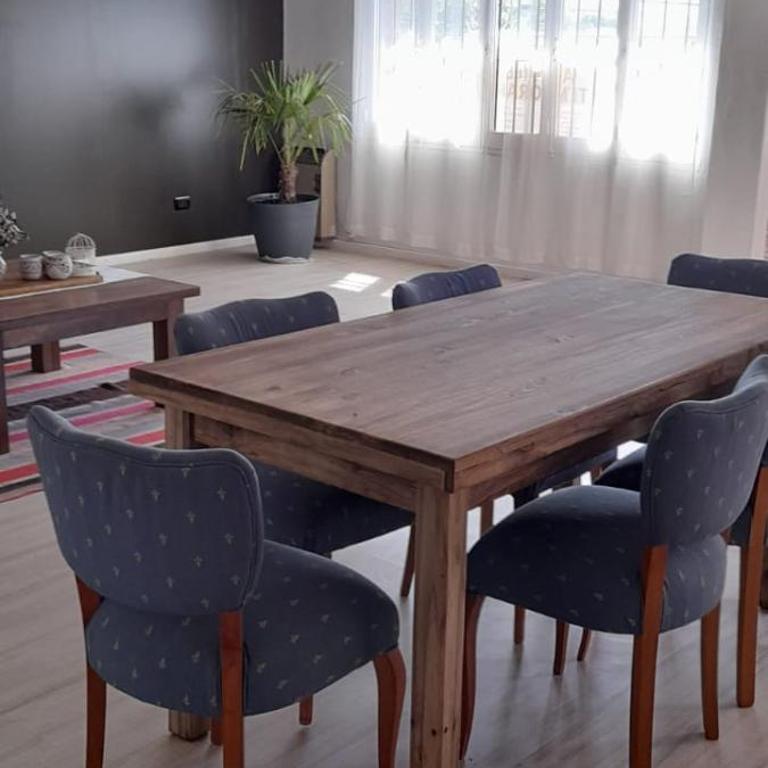 Departamento céntrico en San Martín, amplio, con aire acondicionado y cochera privada - Apartamento de 2 dormitorios - 9
