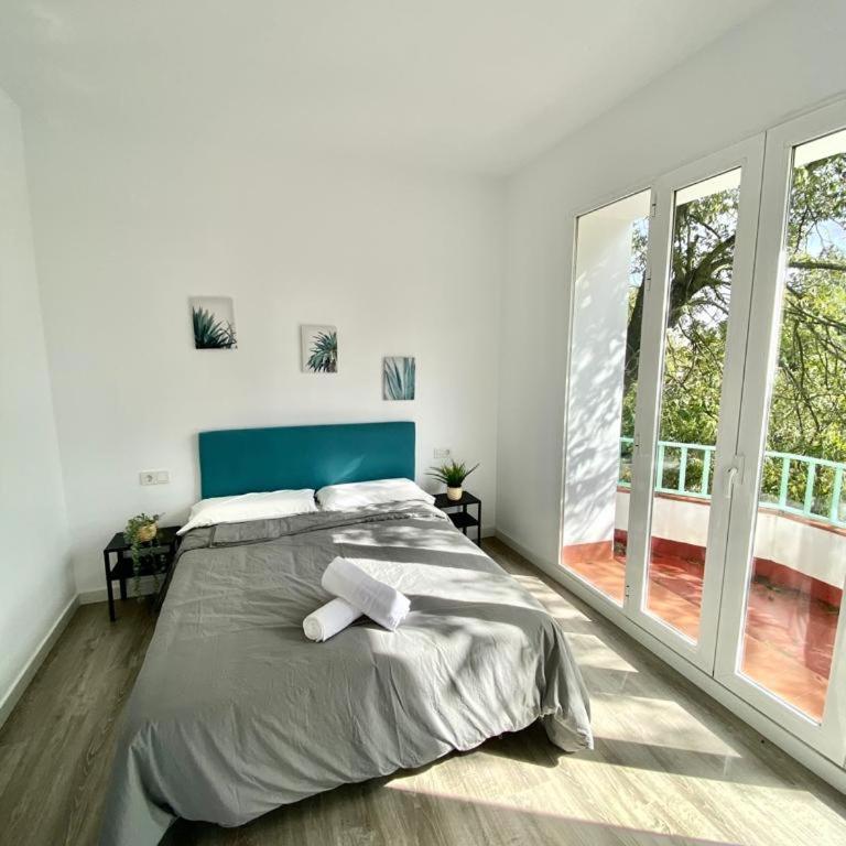 Los Almendros - Free Parking - Apartment with Terrace - 5