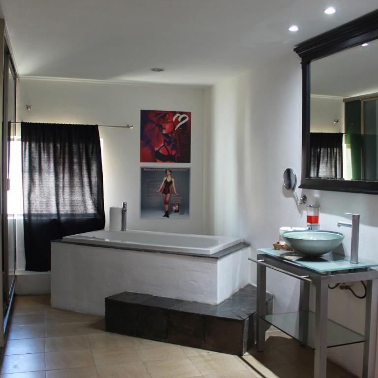 Essenzia de Cancun - Deluxe Double Room with Two Double Beds - 7