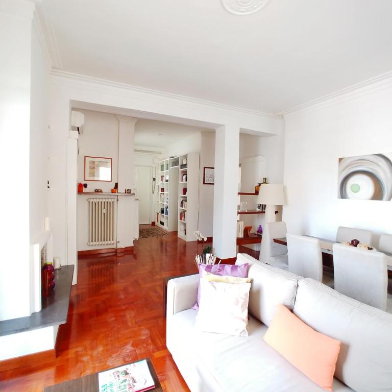 Appartamento per 5, Metro B Bologna, terrazzo, Wi-Fi - Appartamento con 2 Camere da Letto - 2