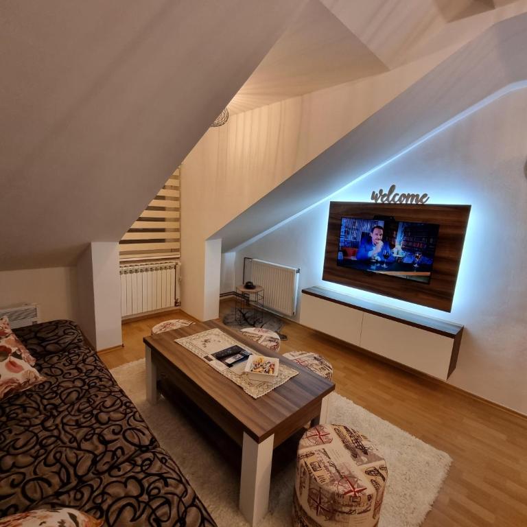 Apartmani Kokotović - Two-Bedroom Apartment - 1