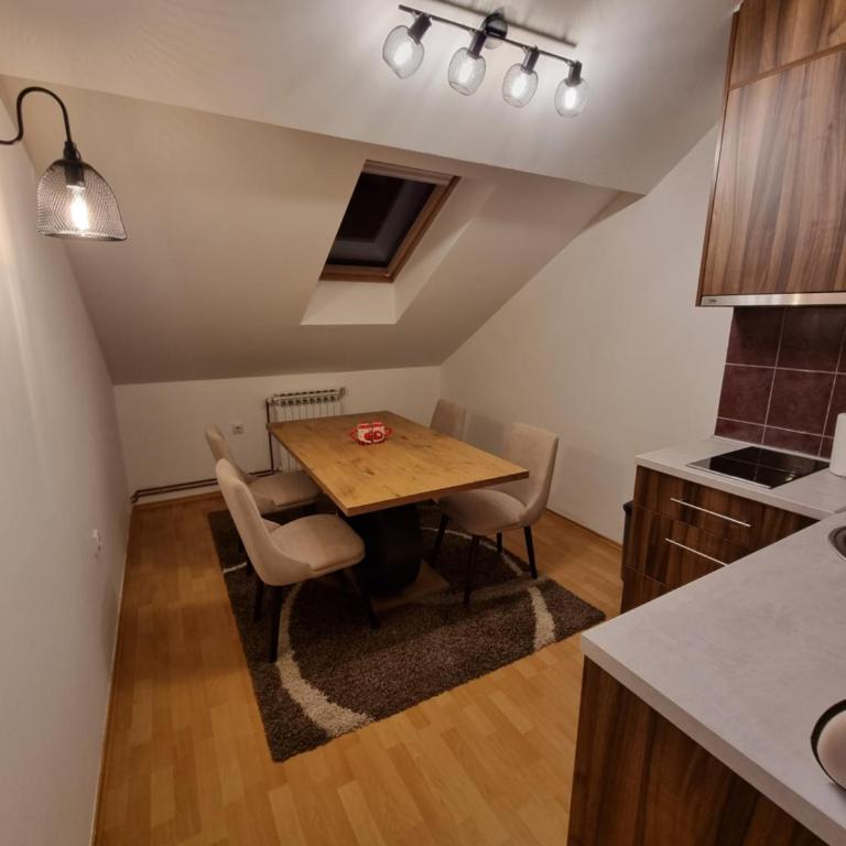 Apartmani Kokotović - Two-Bedroom Apartment - 2