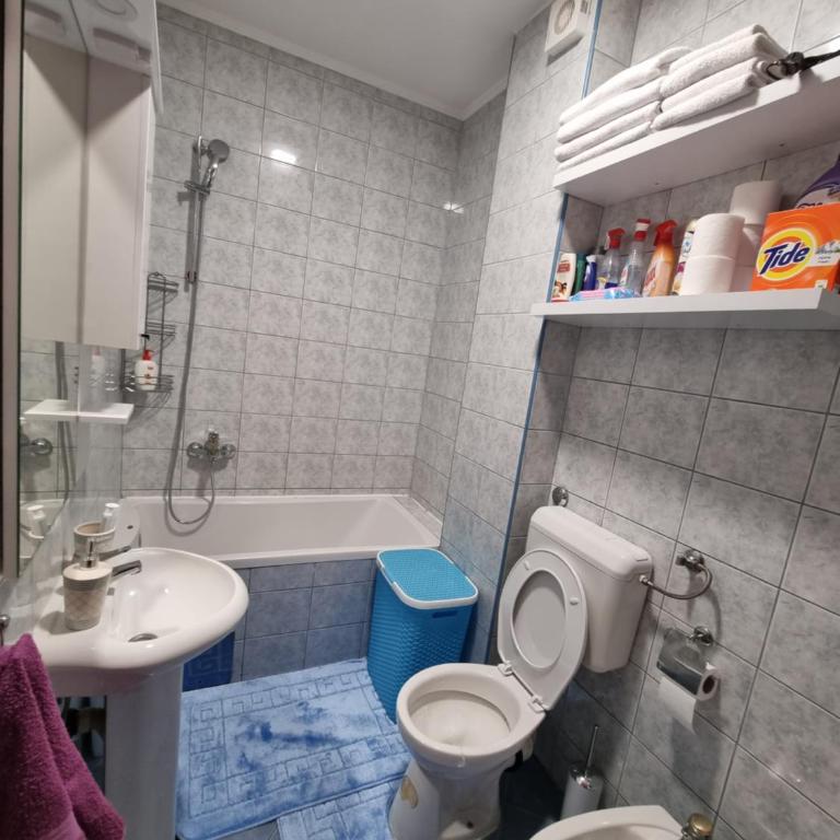 Apartmani Kokotović - Two-Bedroom Apartment - 6