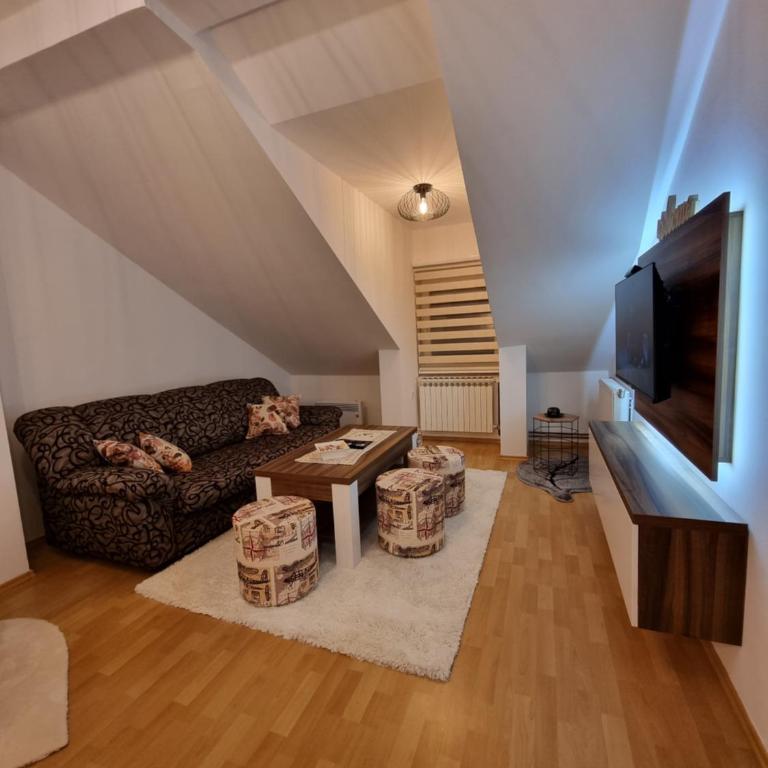 Apartmani Kokotović - Two-Bedroom Apartment - 11