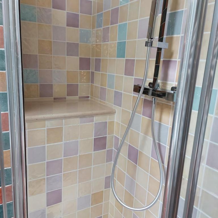 Benedetto Cairoli Guest House - Triple Room with Private Bathroom - 5