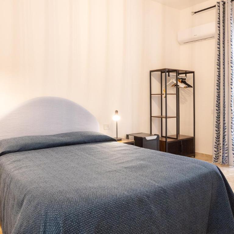 Il gabbiano a Ballarò - Double Room with Private Bathroom - 2