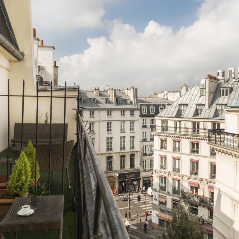 Maison Axel Opéra Paris - Chambre Familiale avec Terrasse - 10