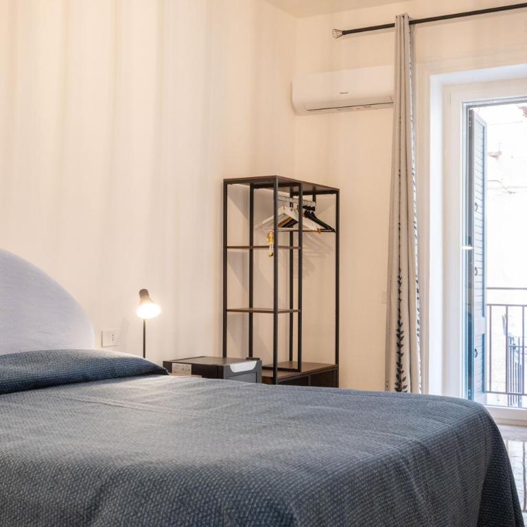 Il gabbiano a Ballarò - Double Room with Private Bathroom - 4