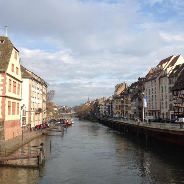 A L'ill - Apparts & Studios Strasbourg Hyper Centre - Appartamento con 2 Camere da Letto e Vista Fiume - 16