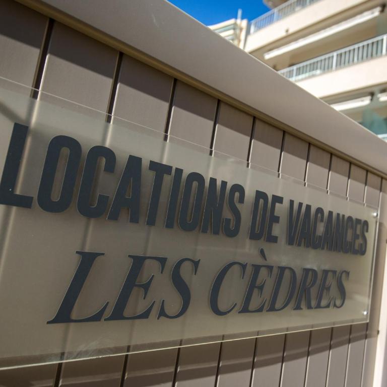 Studio Climatisé Proche Plage et Commerces avec Balcon, Parking, et WiFi à Saint-Raphaël - FR-1-466A-32 - Estudio - 5