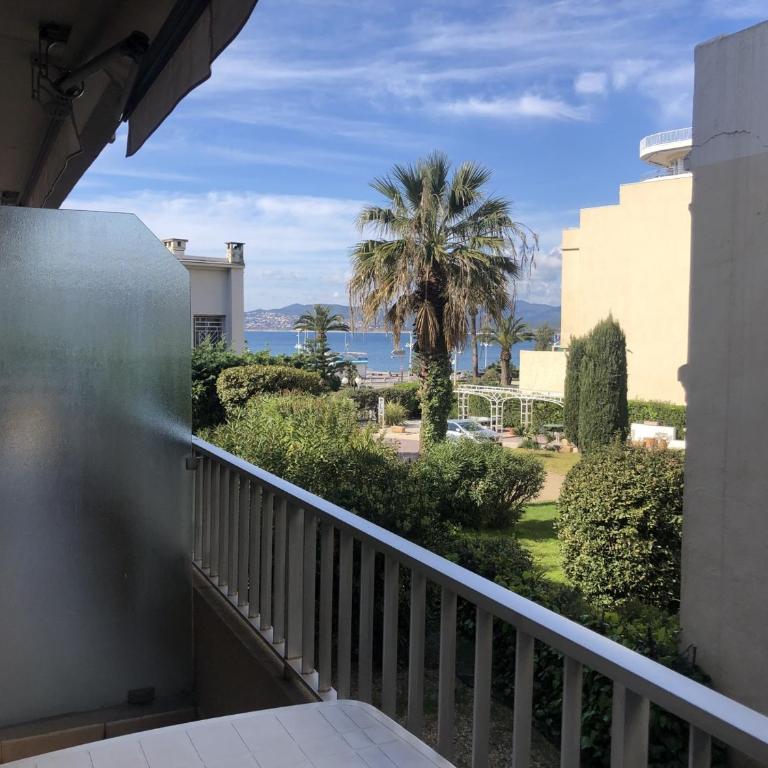 Studio climatisé 2/3 pers proche plage et commerces, balcon, Wi-Fi, parking dispo - FR-1-466A-7 - Studio - 1