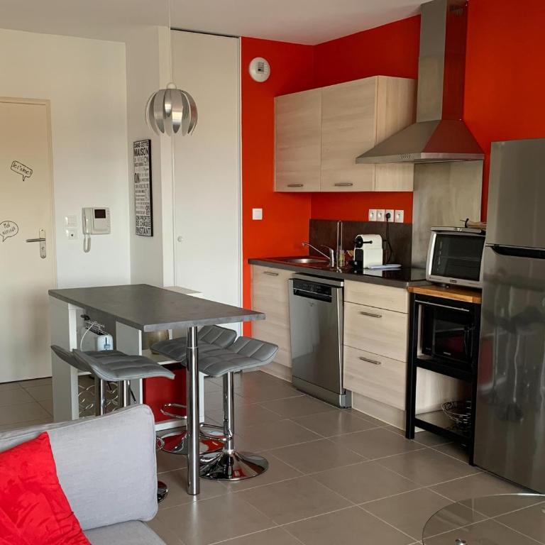 Appartement Moderne Centre-Ville Biscarrosse - Plage à Proximité - 4 Pers - WiFi et Parking Inclus - FR-1-319-443 - Apartamento (4 adultos) - 1