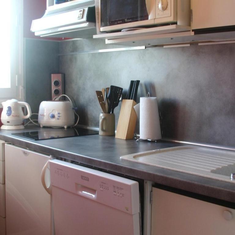 Appartement 2 pièces en front de mer avec balcon, à 70m de la plage de Cabourg - FR-1-487-287 - Apartment (5 Adults) - 8