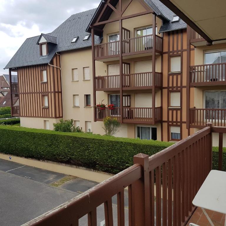 Appartement 2 pièces à Cabourg - Proche plage et centre-ville, balcon et parking privé - FR-1-487-300 - Appartement (4 Adultes) - 12