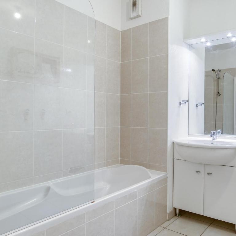 Appartement T4 pour 6 personnes au centre - WIFI - FR-1-521-163 - Apartment (6 Adults) - 12